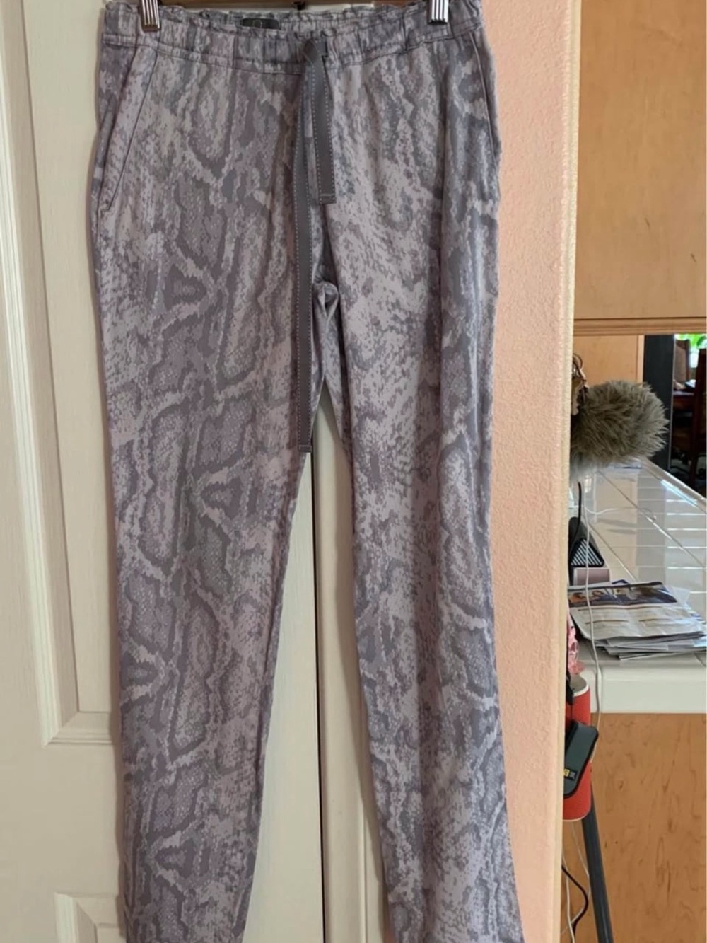 Jaanuu Light Gray Snake-Print Scrub Pant